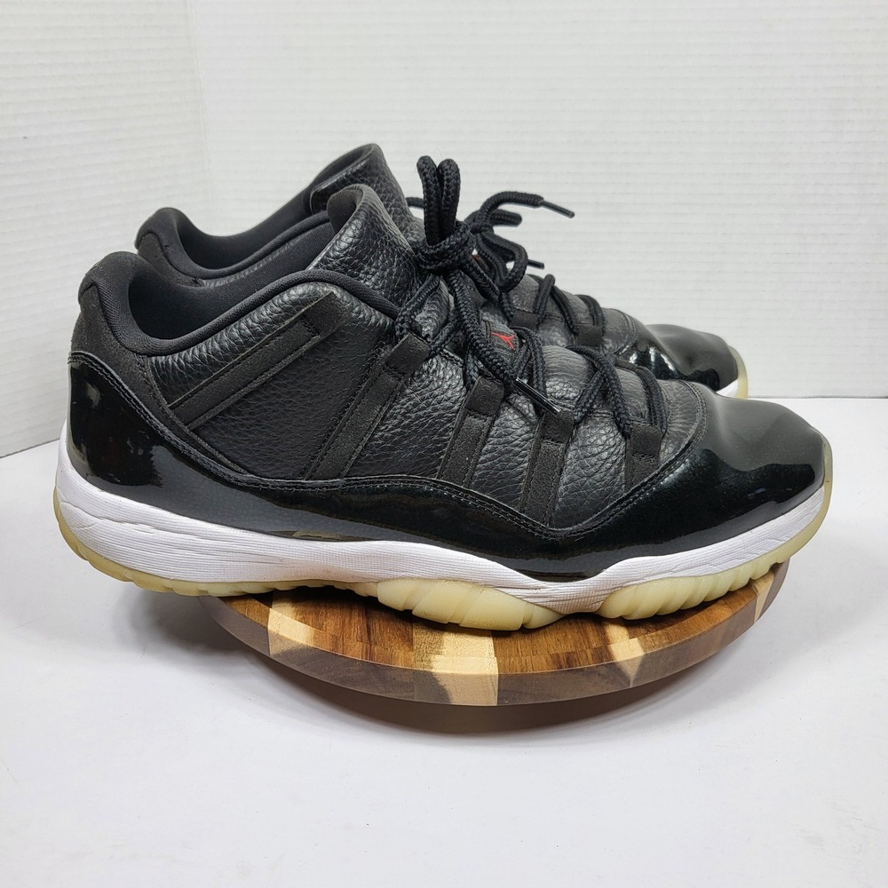 Jordan Air Jordan 11 Retro Low Men Size 14 Black Excellent 72-10 AV2187-001